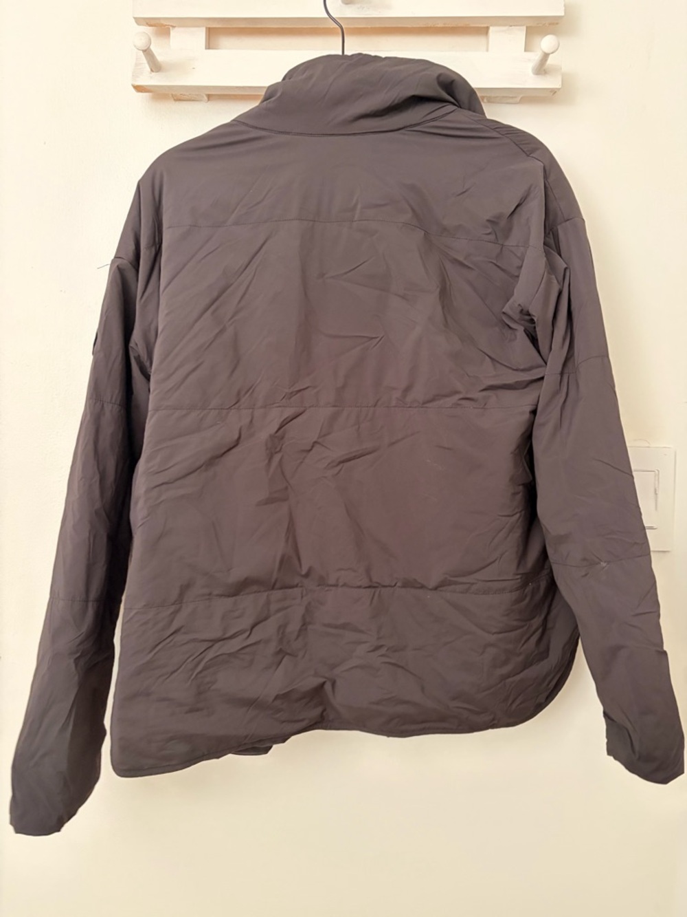 Vuori Black Canyon Jacket - Picture 2 of 3